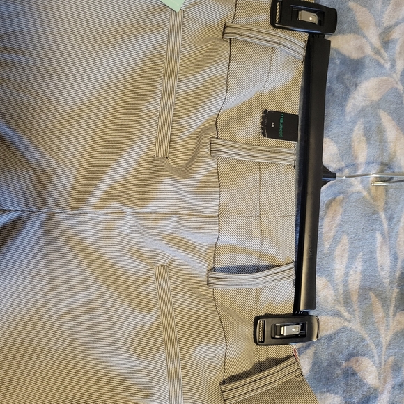 Maurice pants size 5/6, 3 pair for 40$ - Picture 6 of 16